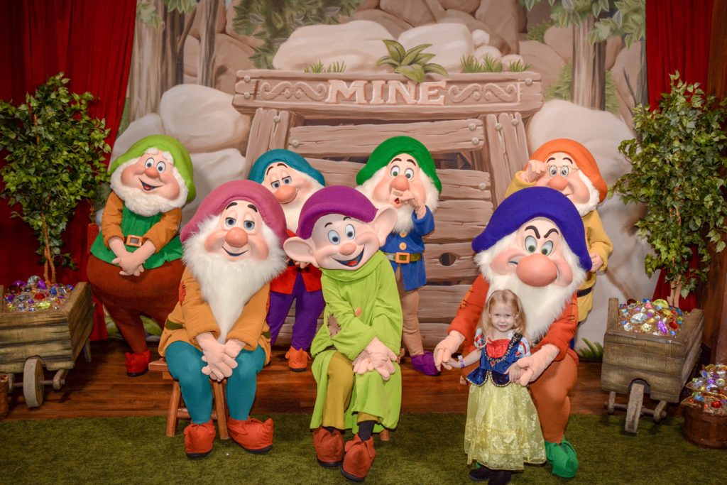 Meeting Seven Dwarves at Mickeys Halloween Party