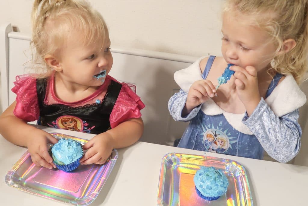 Kid approved Tesseract Cupcakes