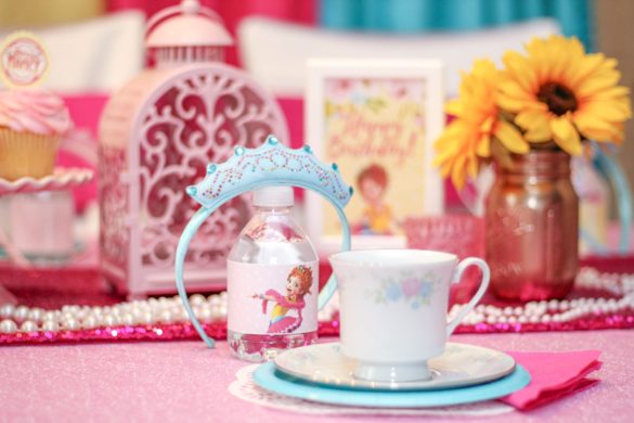 Fancy Nancy Birthday Ideas + Free Party Printables