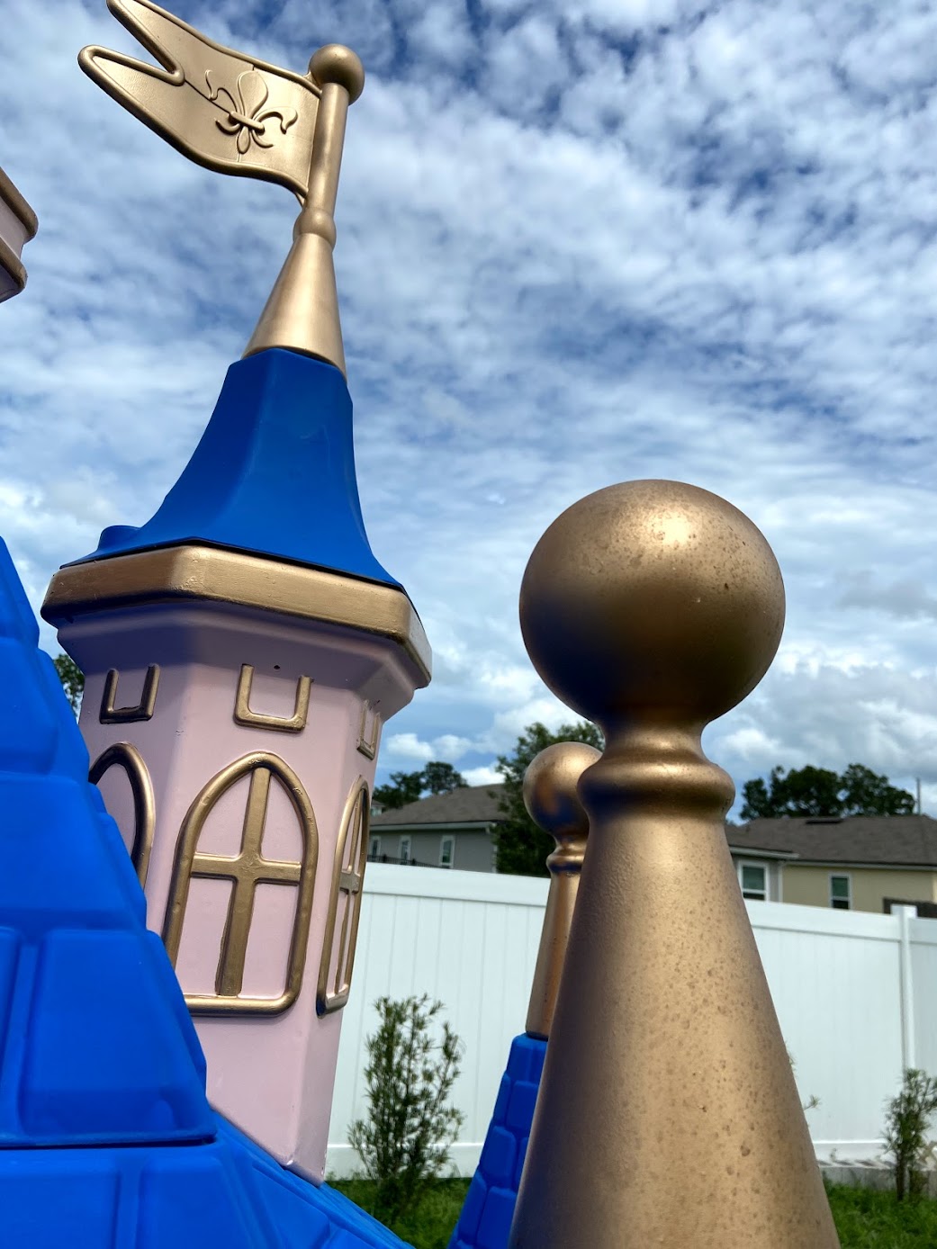 How to Make a Disney Castle Outdoor Playhouse